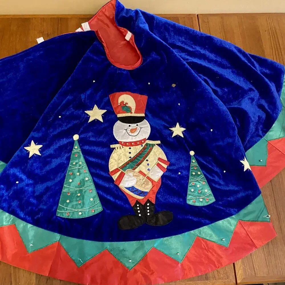 Santa’s Best Christmas Tree Skirt Large 55” Satin Lined Nutcracker Tab Closure